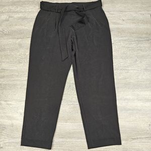 White House Black Market WHBM The Tapered Ankle High Rise Pants Large